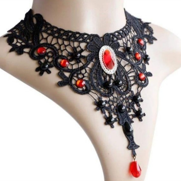 Handmade Exaggerated Jewelry Set - Picture 2 of 5